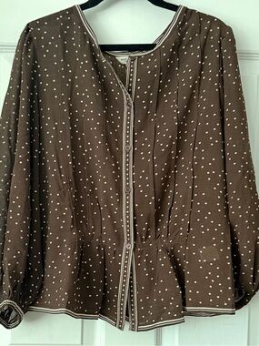 Max Studio NWT Brown Polka Dot Peplum Blouse Women's M Cinched Waist Button